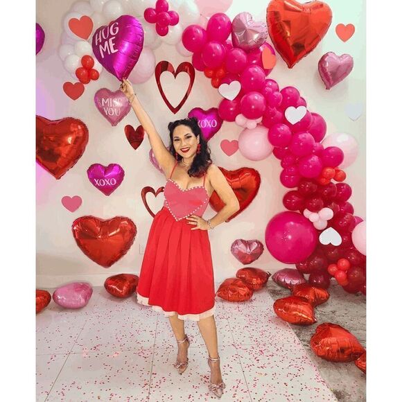 💗 Barbie Pink Cute Heart Shaped Crop Top Pearls Trim NEW WITH TAGS - Picture 8 of 16